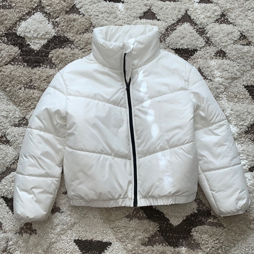 White puffer jacket